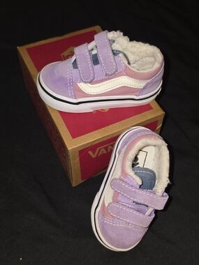 Vans Kids Lavender and Pink Old Skool Velcro Sneakers